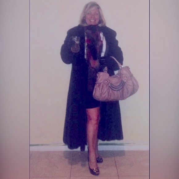 Meet the posher - Picture 3 of 13